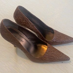 7.5 Nine West- western style heels